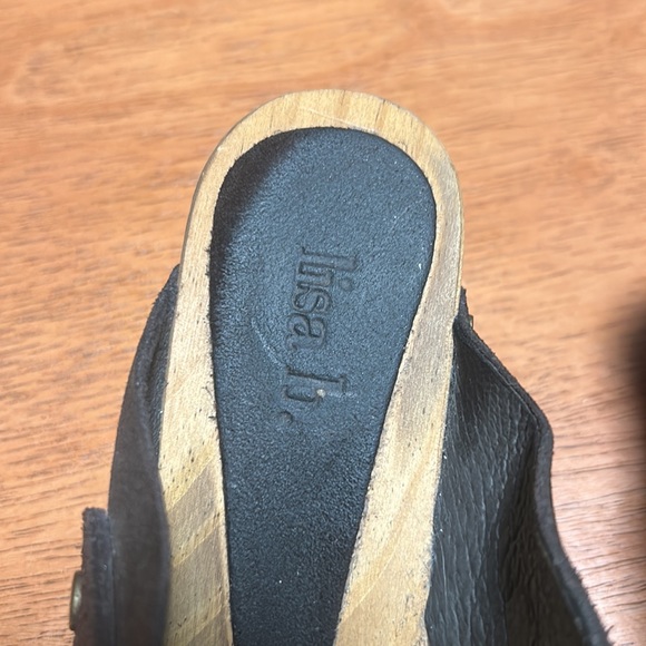 Lisa B Clogs - Picture 3 of 6